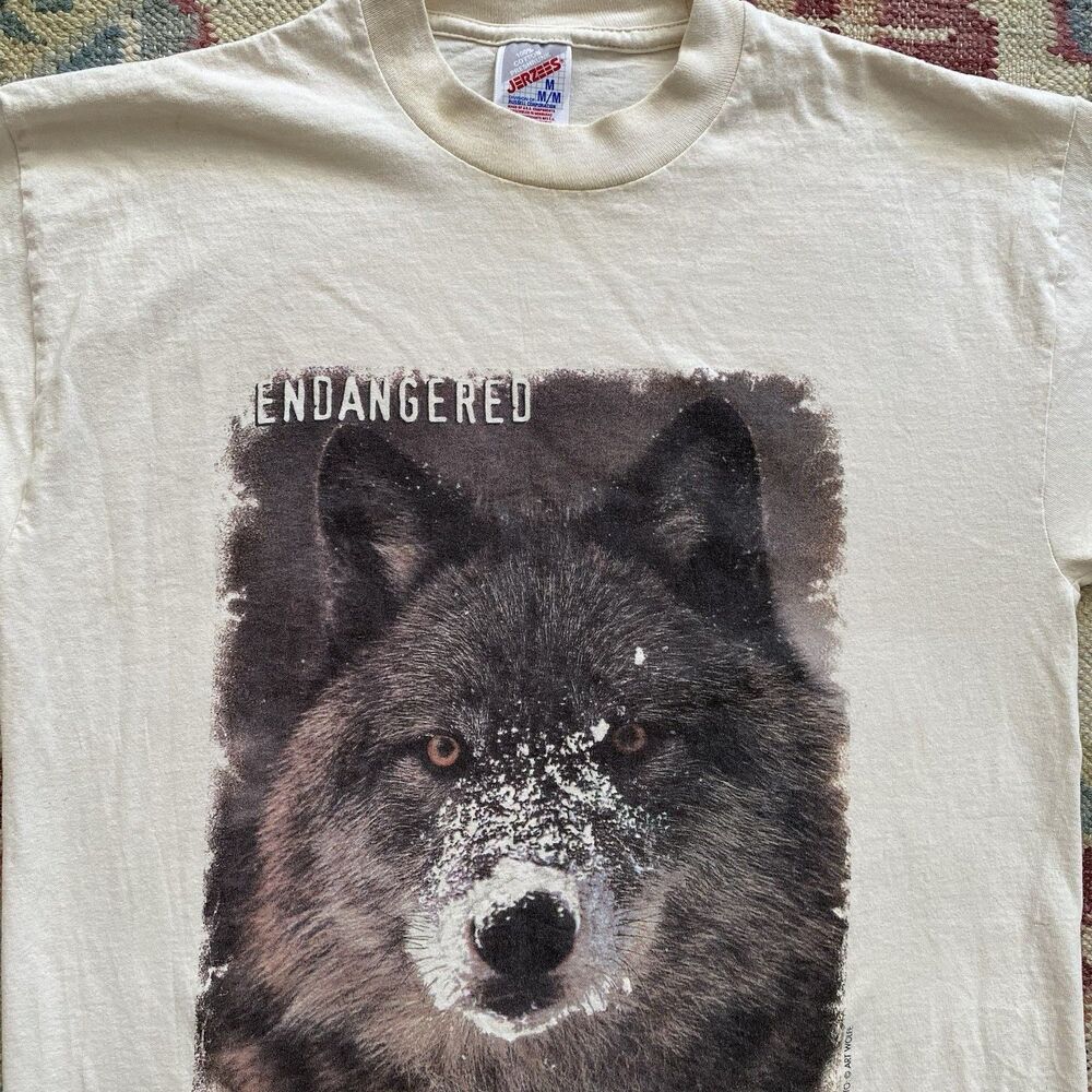 90s Wolf T Shirt Medium Snow Nose Drugs Coke Endangered World Wildlife Fund